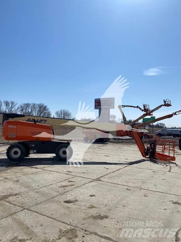 JLG 660SJ Teleskop bomliftar