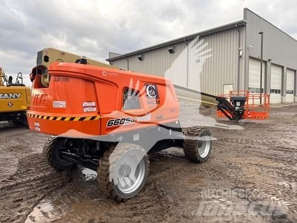 JLG 660SJ Teleskop bomliftar