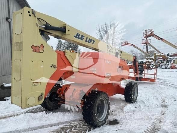 JLG 800AJ Bomliftar
