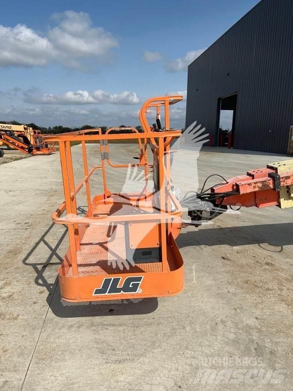 JLG 800S Teleskop bomliftar