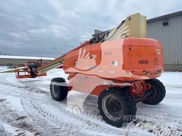 JLG 800S Teleskop bomliftar