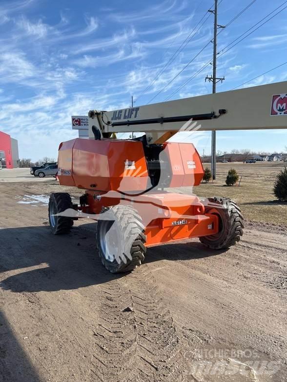 JLG 860SJ Teleskop bomliftar
