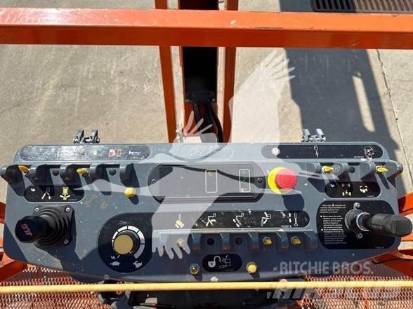 JLG 860SJ Teleskop bomliftar