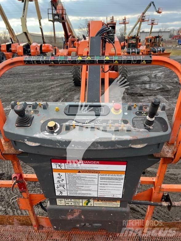 JLG 860SJ Teleskop bomliftar