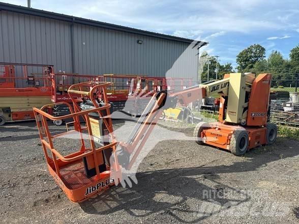 JLG E300AJP Bomliftar