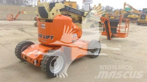 JLG E450AJ Bomliftar
