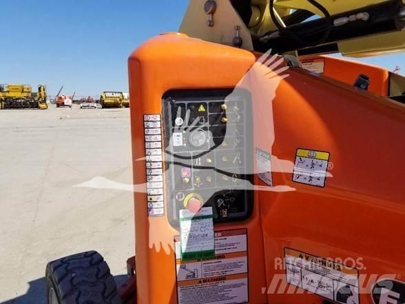 JLG E450AJ Bomliftar