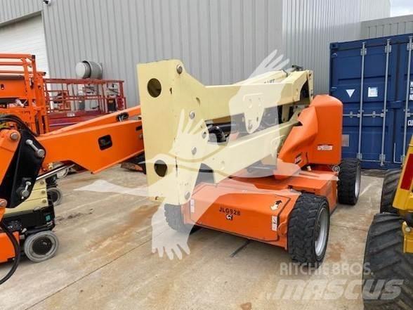 JLG E450AJ Bomliftar