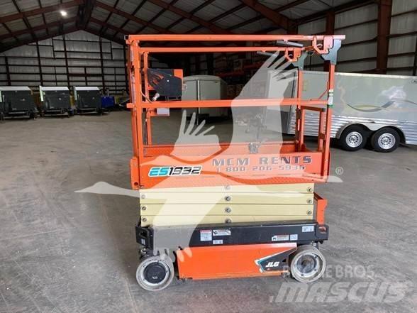 JLG ES1932 Saxliftar