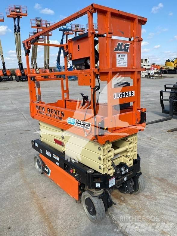 JLG ES1932 Saxliftar