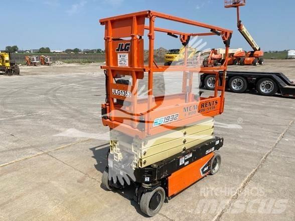 JLG ES1932 Saxliftar