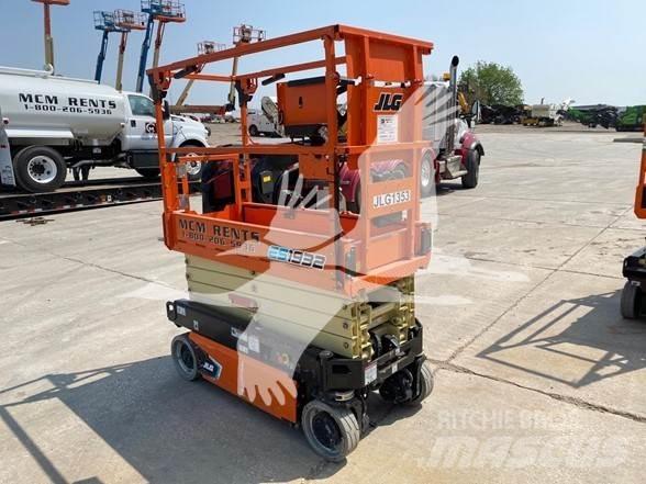 JLG ES1932 Saxliftar