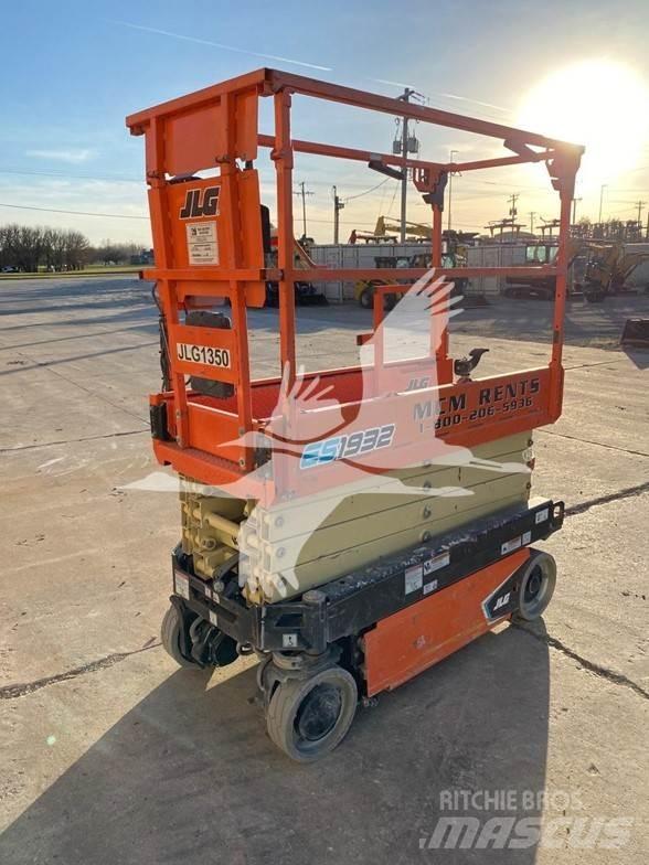 JLG ES1932 Saxliftar