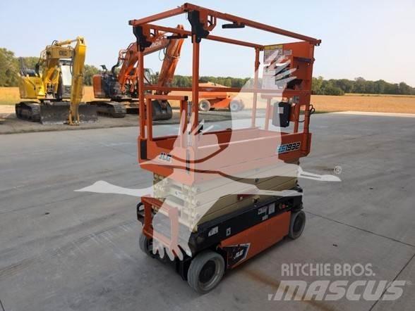 JLG ES1932 Saxliftar