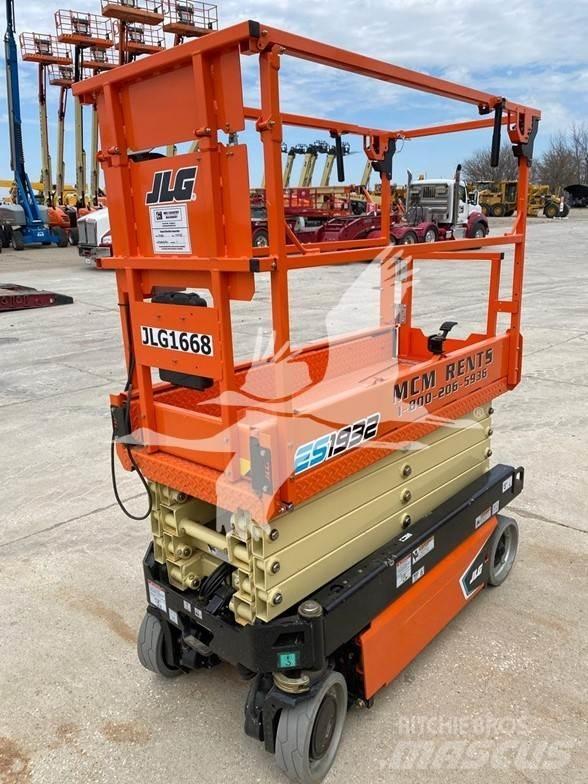 JLG ES1932 Saxliftar
