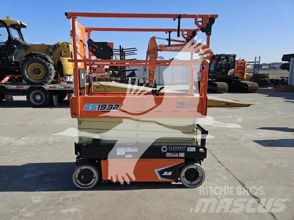 JLG ES1932 Saxliftar