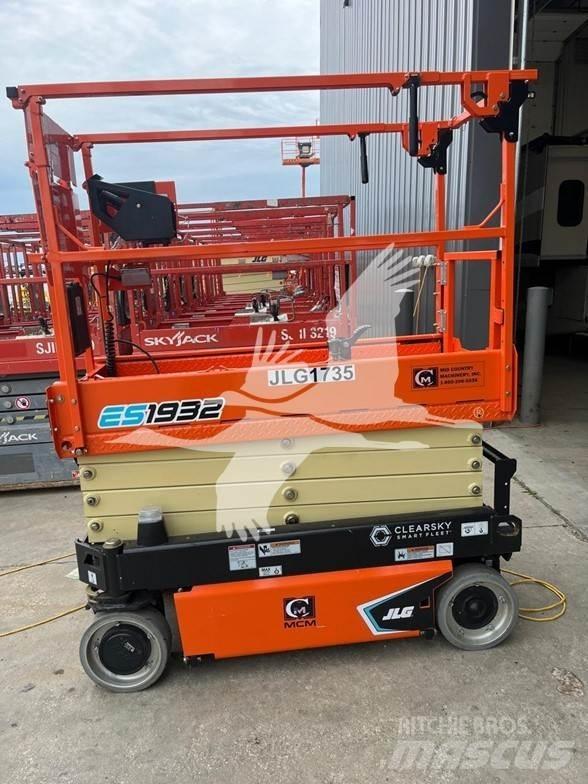 JLG ES1932 Saxliftar