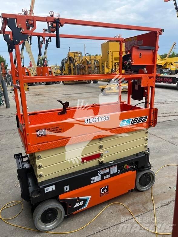 JLG ES1932 Saxliftar