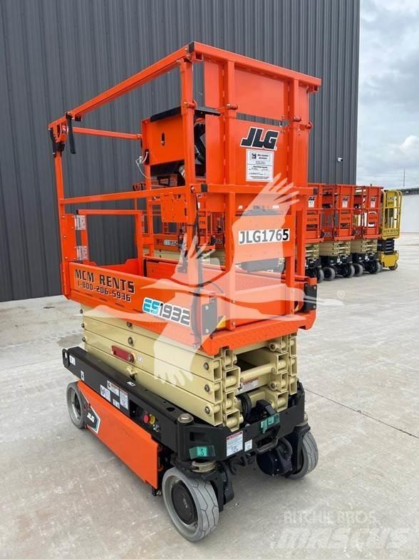 JLG ES1932 Saxliftar