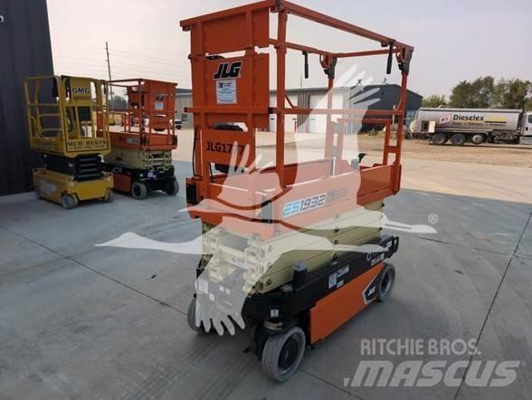 JLG ES1932 Saxliftar