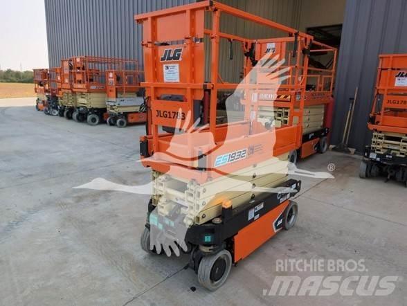 JLG ES1932 Saxliftar