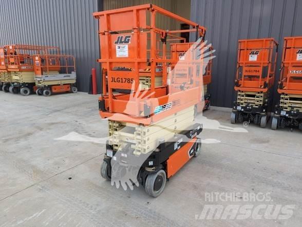 JLG ES1932 Saxliftar