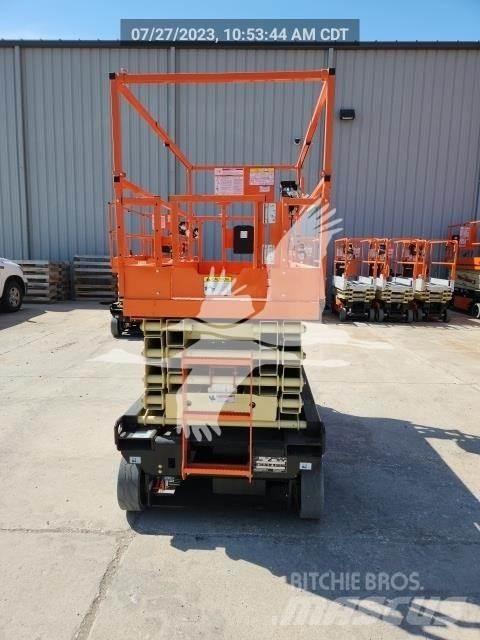 JLG ES3246 Saxliftar