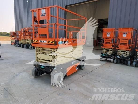JLG ES3246 Saxliftar