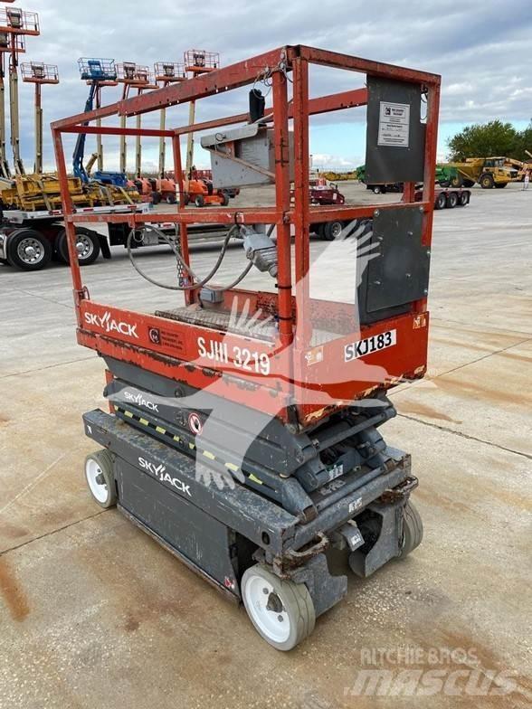SkyJack SJ3219 Saxliftar