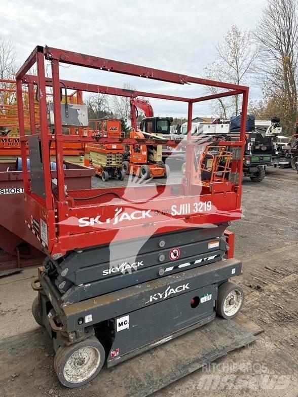 SkyJack SJ3219 Saxliftar