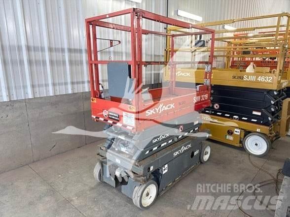 SkyJack SJ3219 Saxliftar