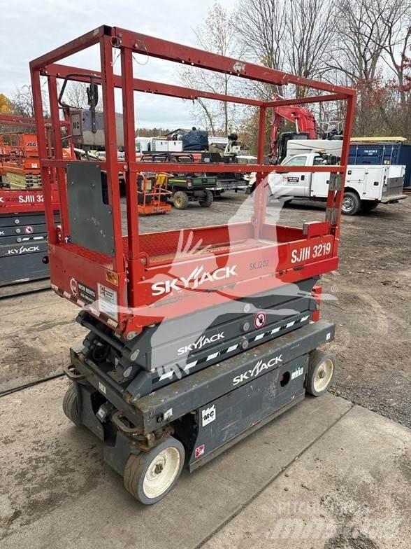 SkyJack SJ3219 Saxliftar