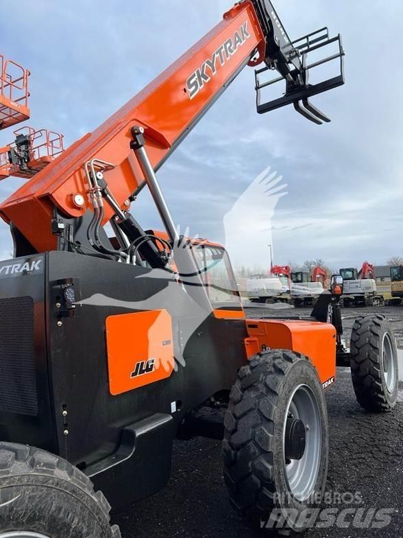 SkyTrak 8042 Teleskoplastare