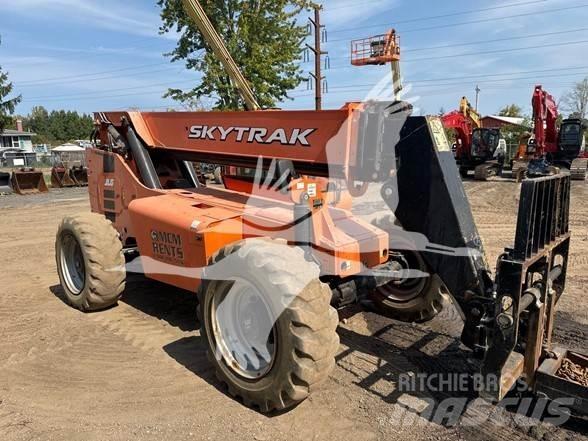 SkyTrak 8042 Teleskoplastare