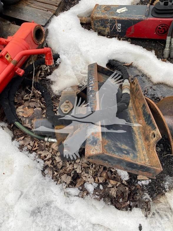 Toro AUGER FA Skopor