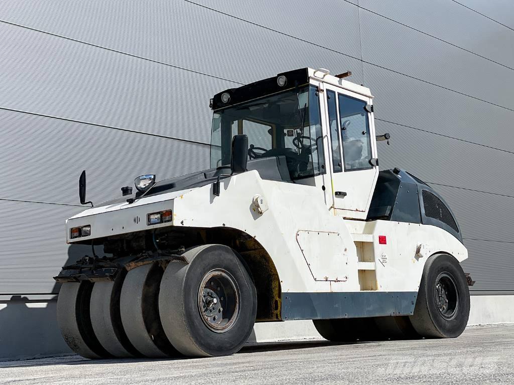 Bomag BW 24 RH Pneumatiska Hjulvältar