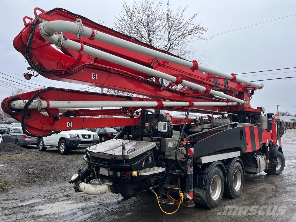 Liebherr 37XXT-Z4 Lastbilar med betongpump