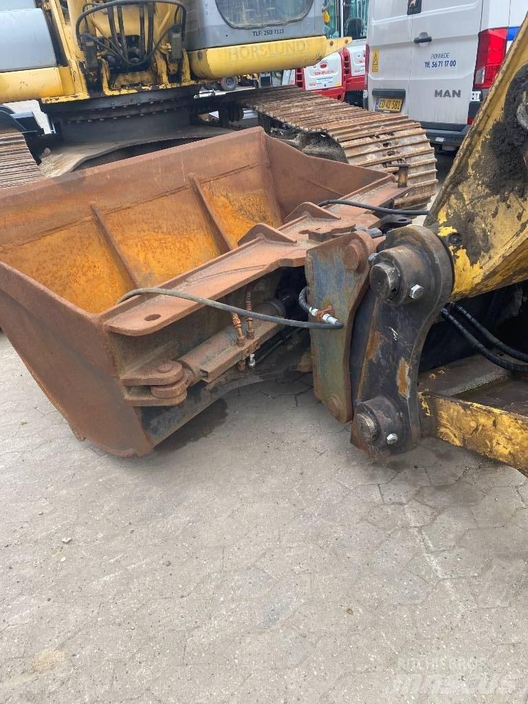 New Holland E 265 Bandgrävare
