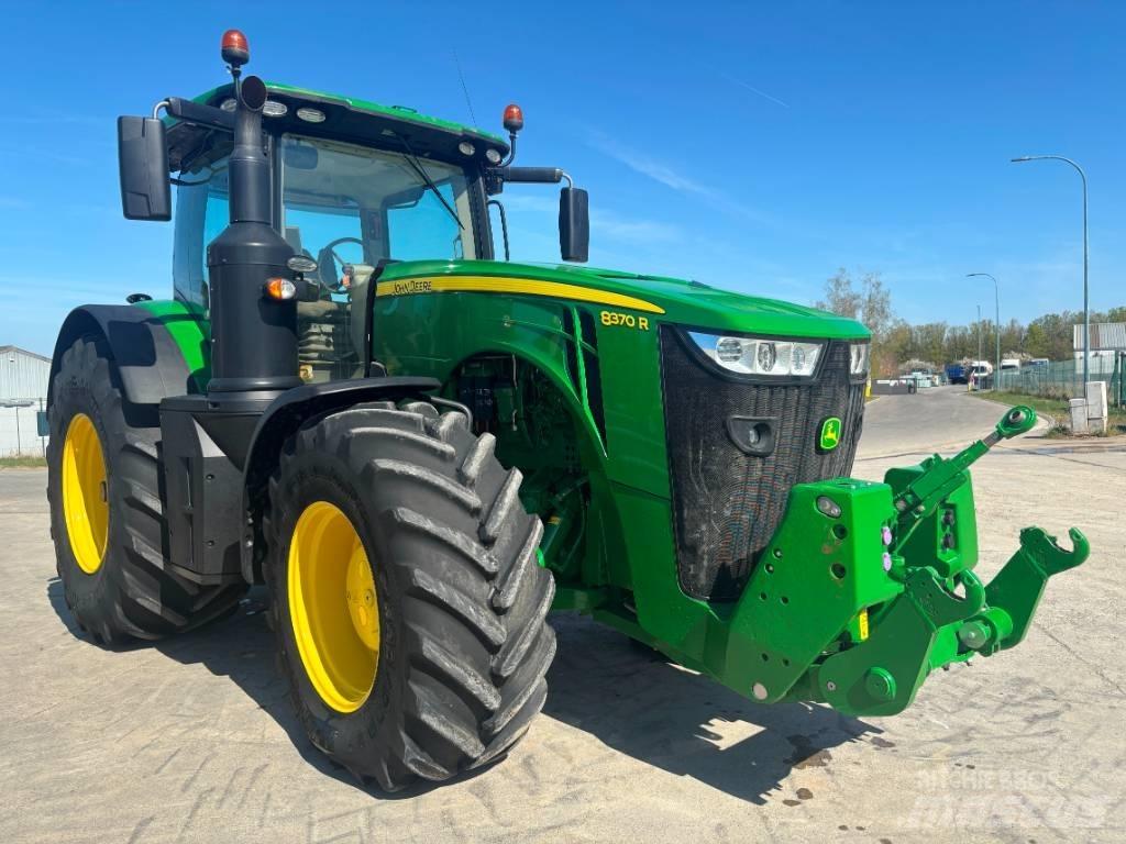 John Deere 8370 R Traktorer