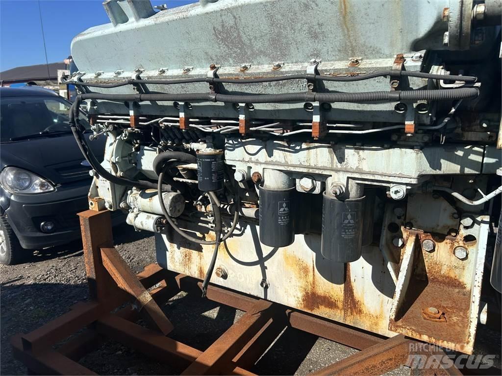 Hitachi Engine V12 Motorer