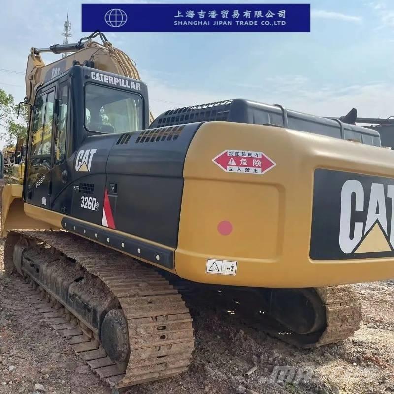CAT 326 D Bandgrävare