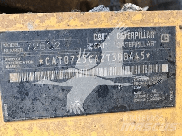 CAT 725C2 Midjestyrd dumper