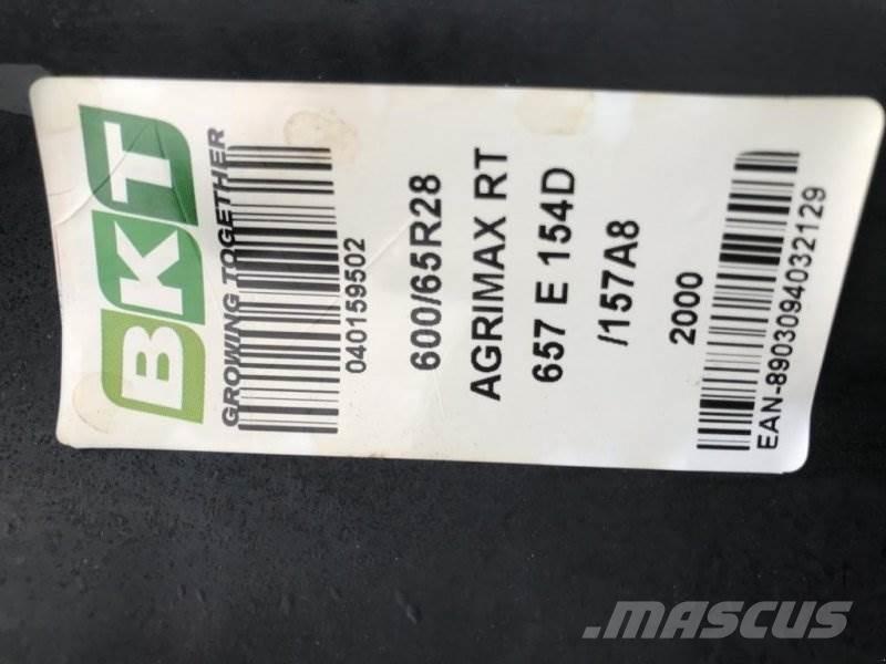 BKT 600/65R28 Däck, hjul och fälgar