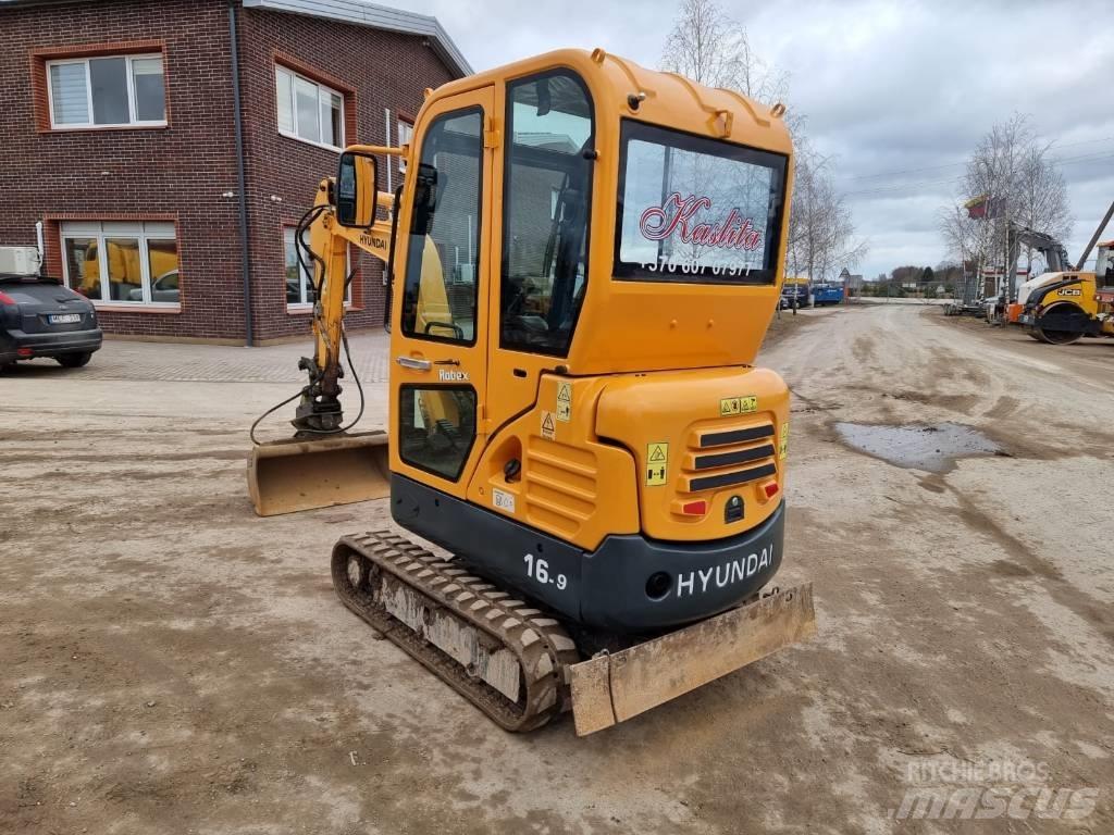 Hyundai R16-9 Minigrävare < 7t