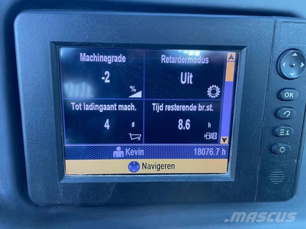 CAT 740B Midjestyrd dumper