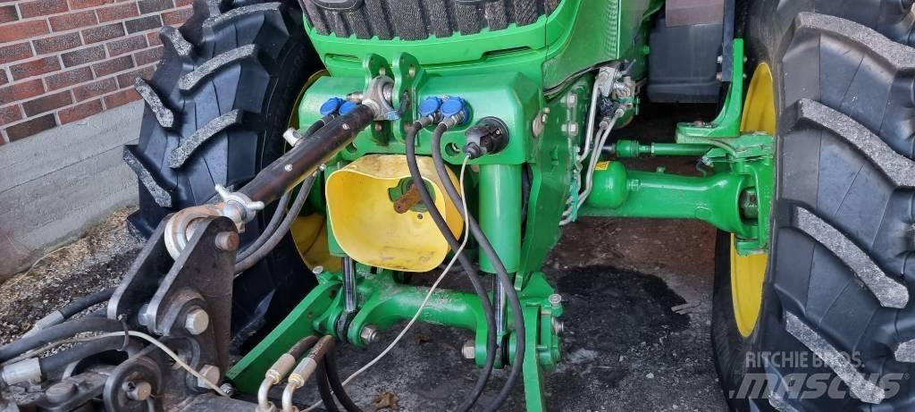 John Deere 6125 R Traktorer