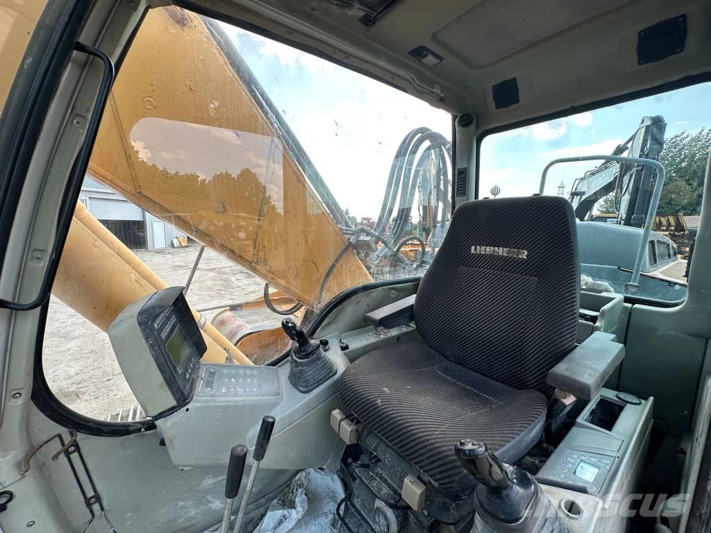 Liebherr R 924 C Bandgrävare