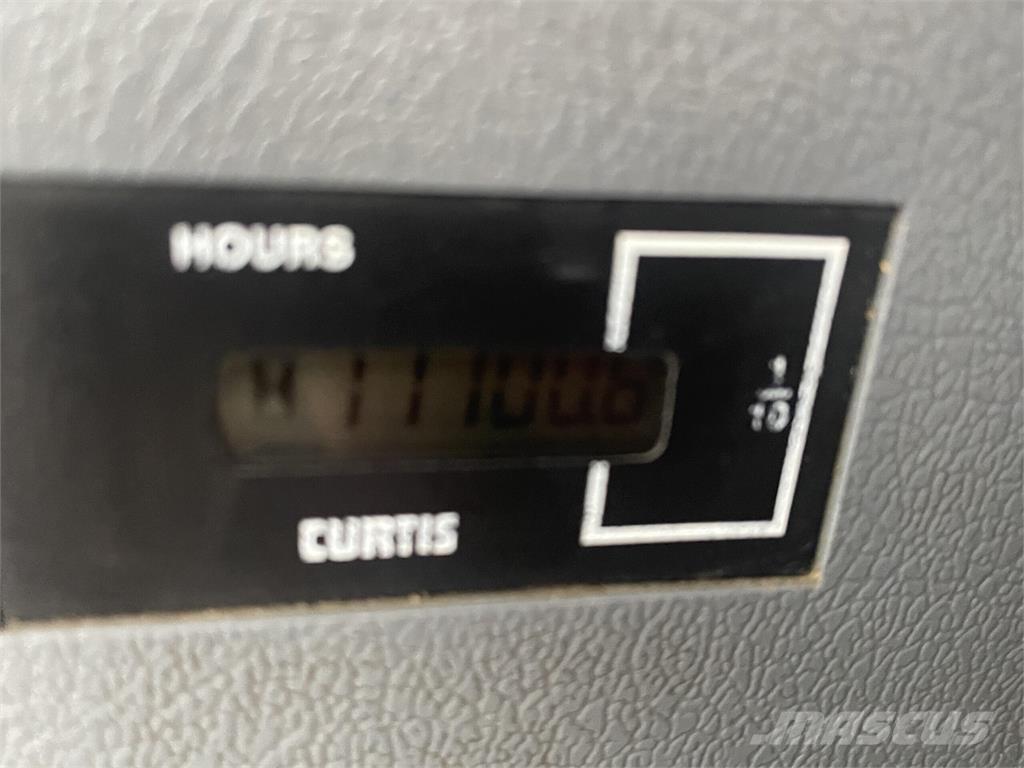 Hyundai HX520L Bandgrävare