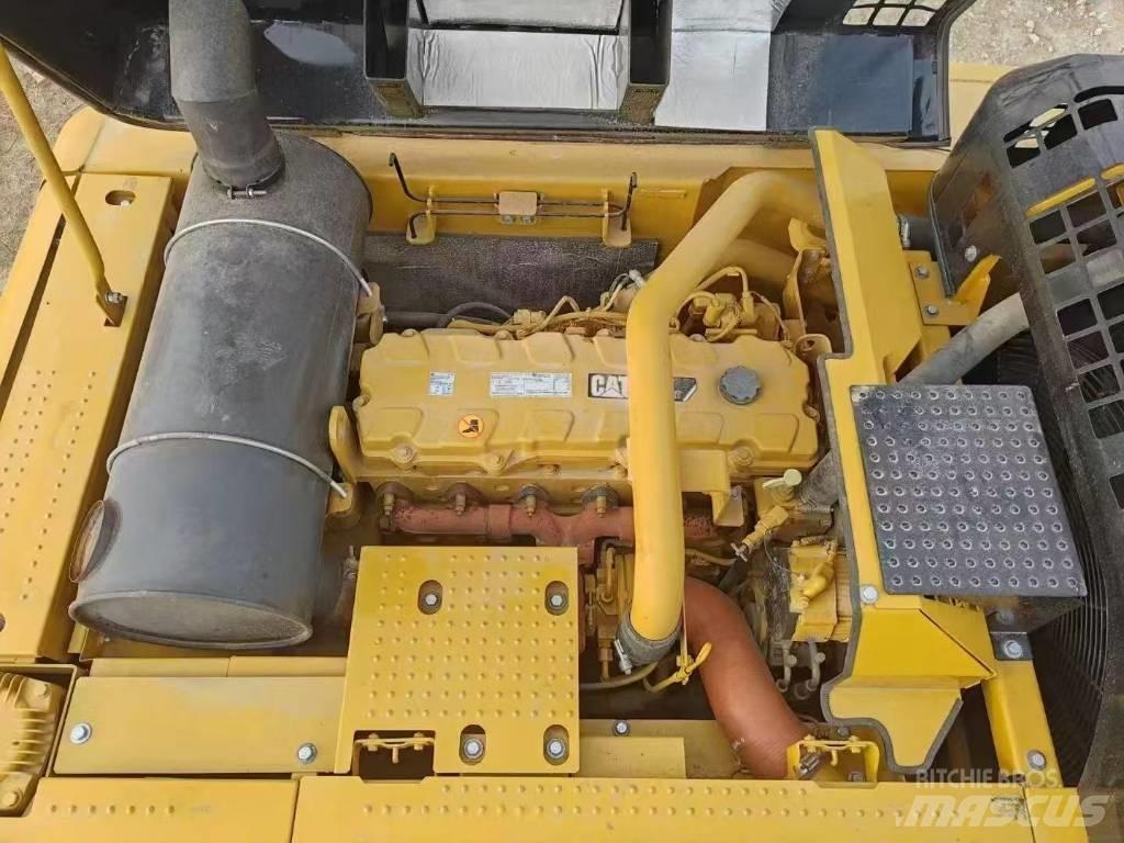 CAT 340 D L Bandgrävare