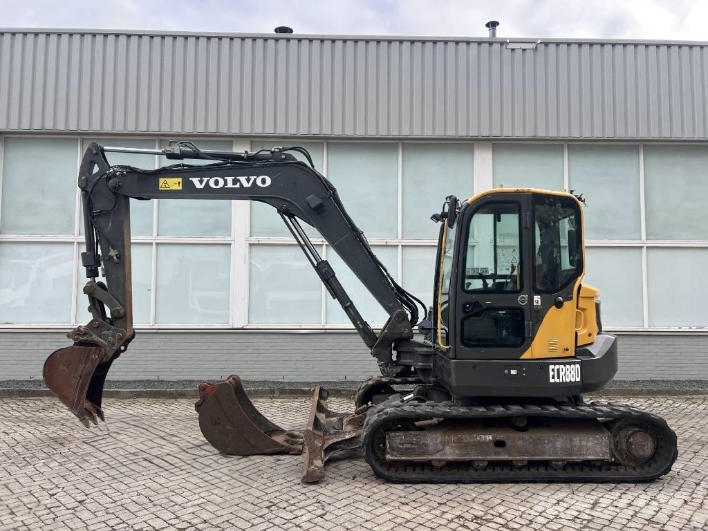 Volvo ECR 88 D    2016 Midigrävmaskiner 7t - 12t